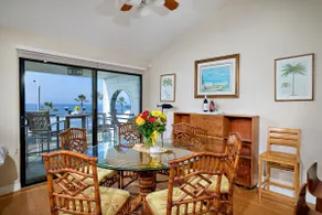Coastal Luxury with Panoramic Ocean View - Image 5