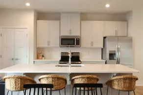 Upscale Townhome in Amenity Drenched Luxury Resort - Image 4