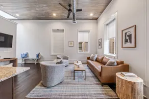 Quiet Downtown Loft - Walk to Dining and Coffee - Image 4