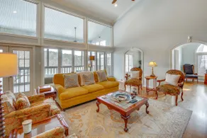 Screened-in Porch w/ Views: Hot Springs Getaway! - Image 5