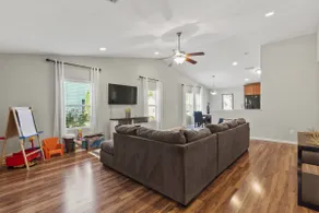 Save 15% in May, Cozy Midland Cottage, Near Parks! - Image 2