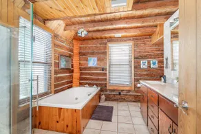 Flowing Waters Log Home - Image 4