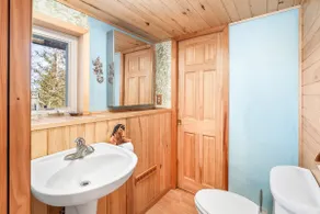 Flowing Waters Log Home - Image 3