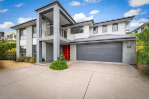 4 Bedroom House - Gorgeous View - Image 5