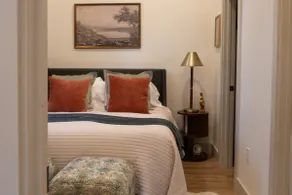 Southern Oregon Stop Over - Modern Guest House - Image 2