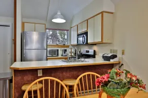 The Woods Resort and Spa Killington: 2 BR / 2 BA Renovated Condos w/ Great Amenities V7 - Image 2