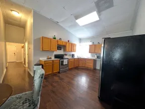 3BR Apt Stay Near Ferry & Beach! - Image 4