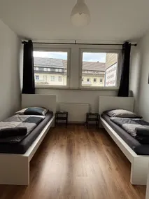 CASE 4 Aparthotel | 3-bedroom 6 guests | Park - Image 2