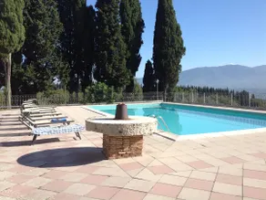 Rustic Getaway in Tuscan Hills - Image 2