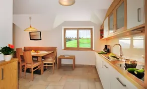 Ferienwohnung 'Mitterhof' mit Bergblick, Gemeinschaftsterrasse und Wi-Fi - Image 5