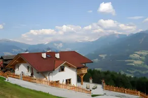 Ferienwohnung 'Mitterhof' mit Bergblick, Gemeinschaftsterrasse und Wi-Fi - Image 3