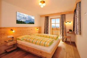 Ferienwohnung 'Mitterhof' mit Bergblick, Gemeinschaftsterrasse und Wi-Fi - Image 4