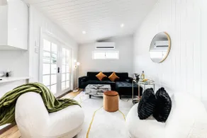 Urban Getaway Ipswich W Cottage - Image 2