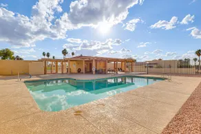 Mesa Golf Course Home Near Spring Training & River - Image 2
