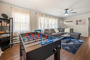 The Rhitreat, 2BR, 10 Min to Downtown & Airport - Image 4