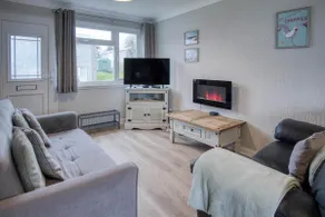 Swanbrook - 2 Bedroom Chalet- Freshwater East - Image 5