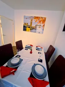 Beautiful home near LFC Stadium - Image 2