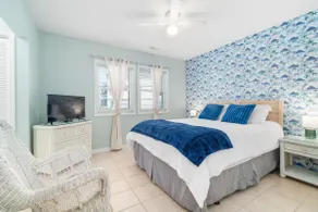 Isle In The Sun|Beachfront Steps·Pool·Emerald Isle - Image 3