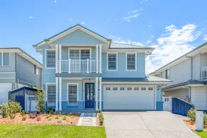 Eastport - Luxury Beach Retreat with Pool & Views - Image 2