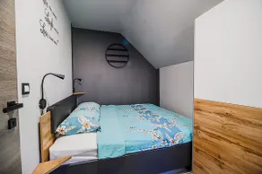 Holiday Home Mountainview Horizon with Private Sauna & Hot Tub - Image 3