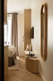 A Parisian cocoon for two - Gare Saint Lazare - Image 2
