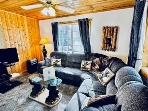 Cozy Bear South-Inside Yosemite-Sleeps 5 - Image 2