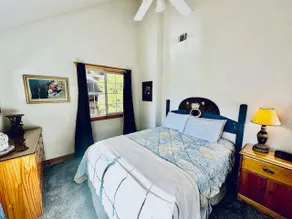 Cozy Bear South-Inside Yosemite-Sleeps 5 - Image 5