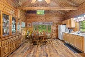 Secluded cabin on creek-Fire Pit, Pet Friendly! - Image 5