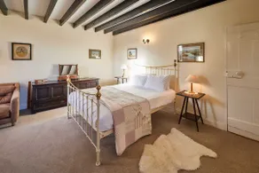 Host & Stay - Newton Cottage - Image 4