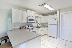 Beachwood Villas 4C - Image 3
