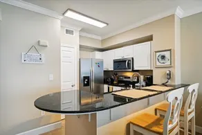 Tideview Escape 915-Beachfront Bliss-Sleeps 7 - Image 2