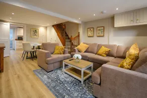 Bay Tree Cottage Rhondda Valley By STAE-Homes - Image 2