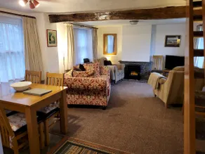 Holly Cottage - Image 5