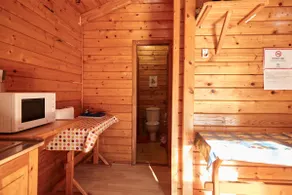 Wooden cabin four - Image 4