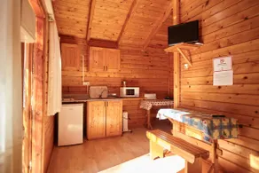 Wooden cabin four - Image 3