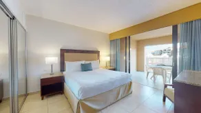 Elegant 1BR Condo at Park Royal Club Cala - Image 2