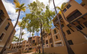 Elegant 1BR Condo at Park Royal Club Cala - Image 4
