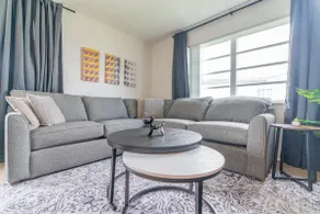 Modern Chic Getaway - Sleeps 11 - Palmwavestays - Image 2