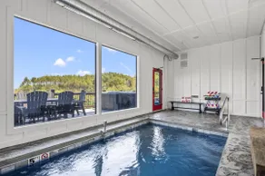 Stunning Mtn Cabin on Lake w/Indoor Pool & Arcade! - Image 4