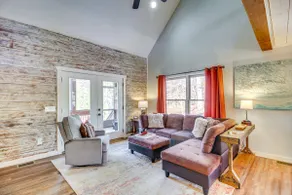 Hot Tub & Movie Room: Updated Cabin in Ellijay! - Image 4