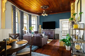 Kingsby Cottage - 1BR & Mountain Views - Image 3