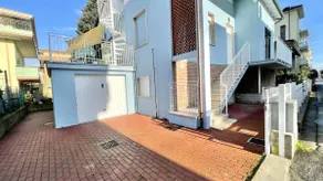 Petlyapartments #Golden - Image 2