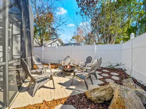 Tranquil Luxe Getaway - Image 3