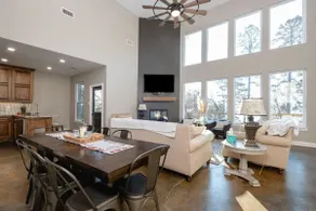 4BR Beautiful Lakeview Home - Sleeps 12 - Image 4