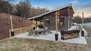 Hollow Hideaway 1A-Serene Getaway-Sleeps 4 - Image 5