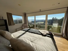 Spacious villa with sauna - Image 5