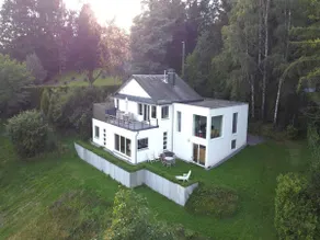 Spacious villa with sauna - Image 2