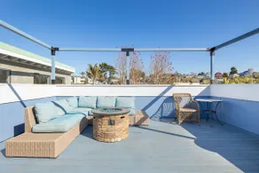 2 Bedroom Capitola Home w/ Rooftop Deck! - Image 3