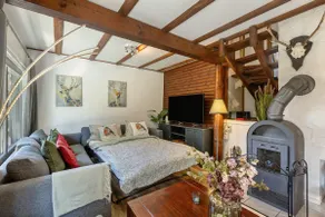 Little Red Riding Hood vacation home - Image 4