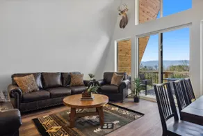 Hunters Ridge | Rustic Design w/ Mtn Views+Hot tub - Image 2